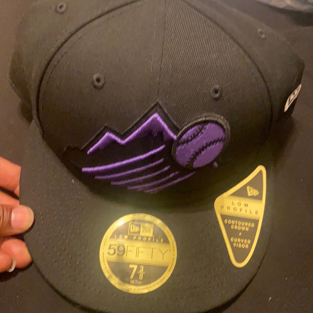 Brand New Fitted Cap 🔥